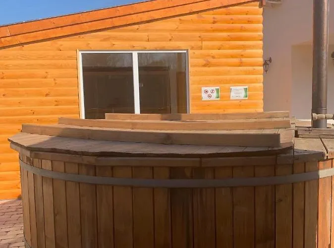 Poettyoes Tanya Frühstückspension Csongrád